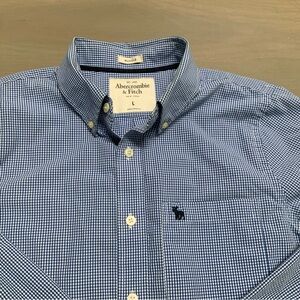 Abercrombie & Fitch Dress shirt plaid navy white can be used casual or work.